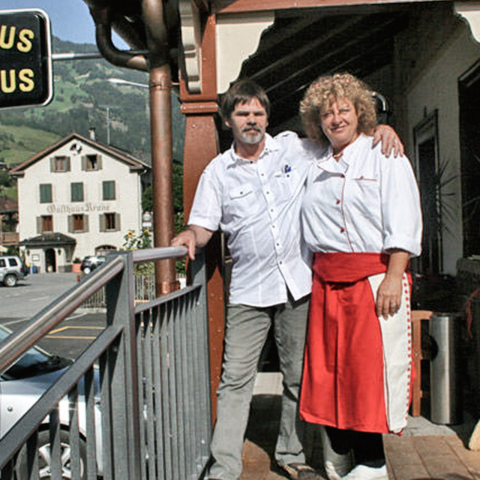 Andy und Madlene Rominger Gastgeber Landhaus Jenaz