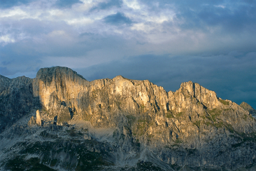 Die imposante Schijenflueh in Partnun St. Antönien
